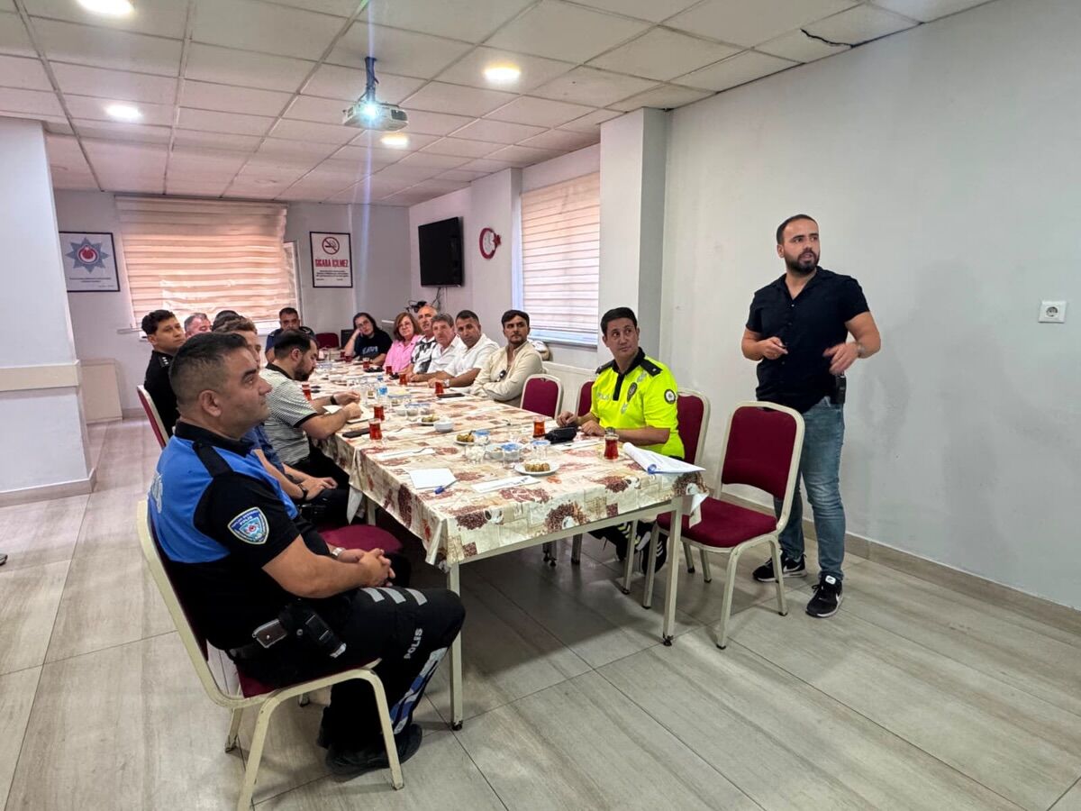 Bozüyük’te Huzur Ve Güven Için Muhtarlarla Koordinasyon Toplantısı 18230