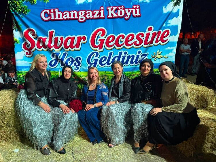 Cihangazi’de Şalvar Gecesinde Birlik Ve Beraberlik Buluşması 17629