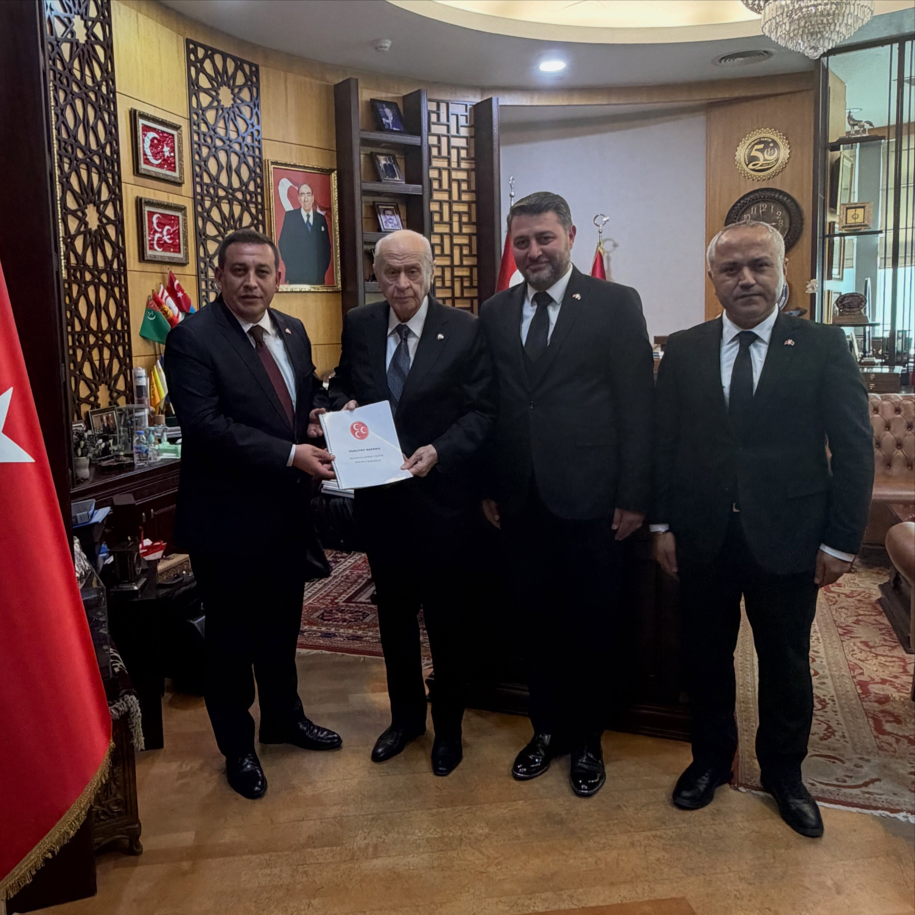 Devlet Bahçeliden Bilecike Selam 17605