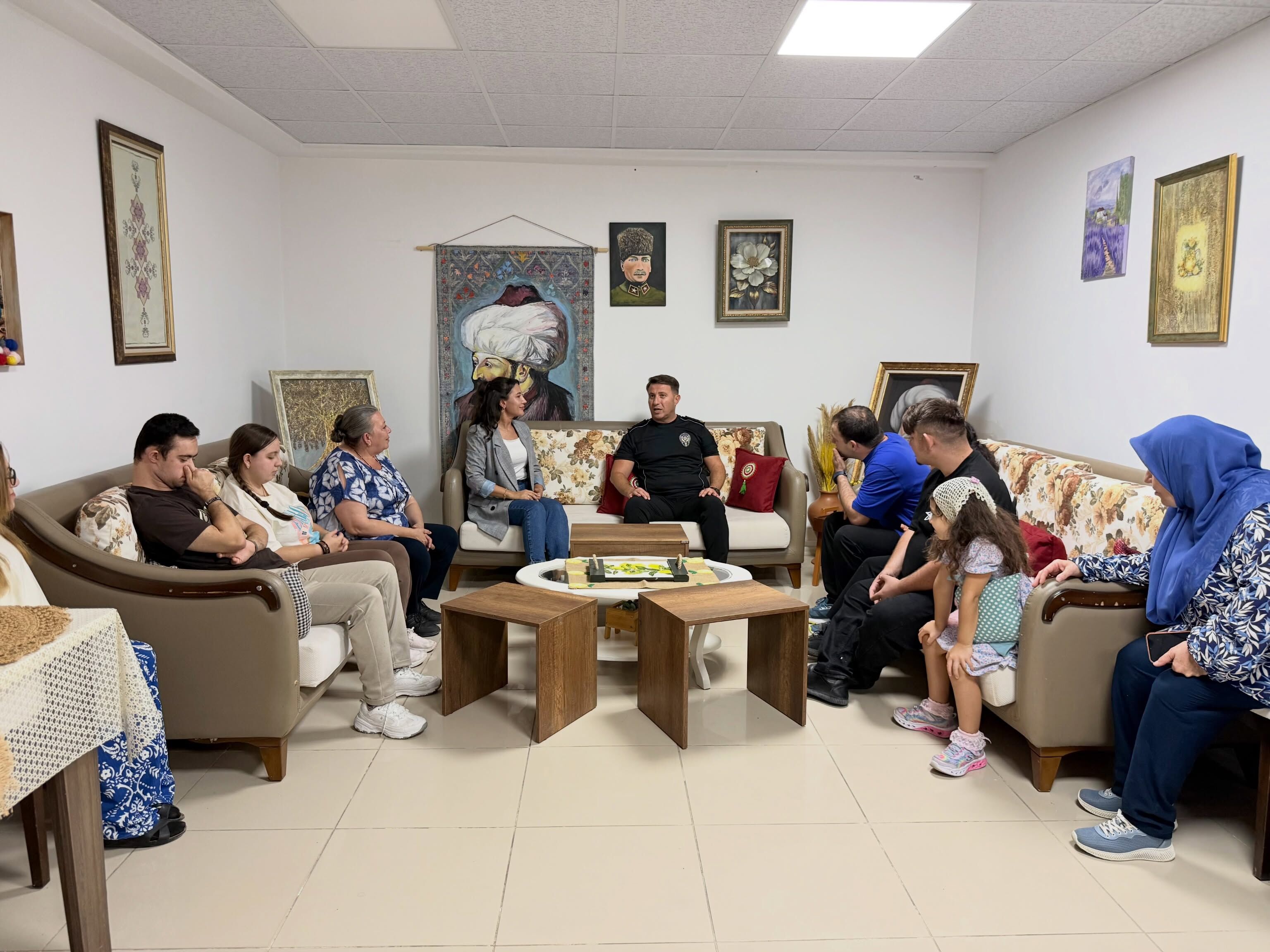 Emniyet Müdürü Erdem Çağlar’dan Bi̇eyder’e Samimi Ziyaret 18238