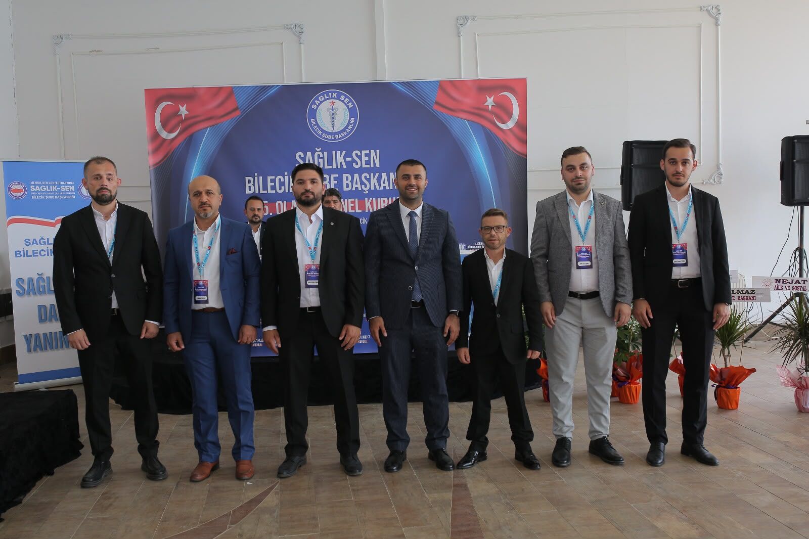 Emrah Göztepe Güven Tazeledi 17726