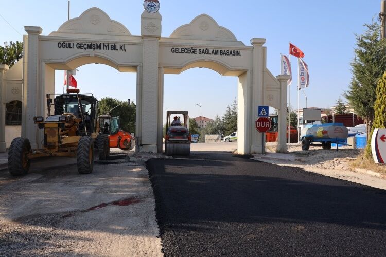 Ertuğrulgazi Caddesi’nde Asfalt Mesaisi Başladı 18132