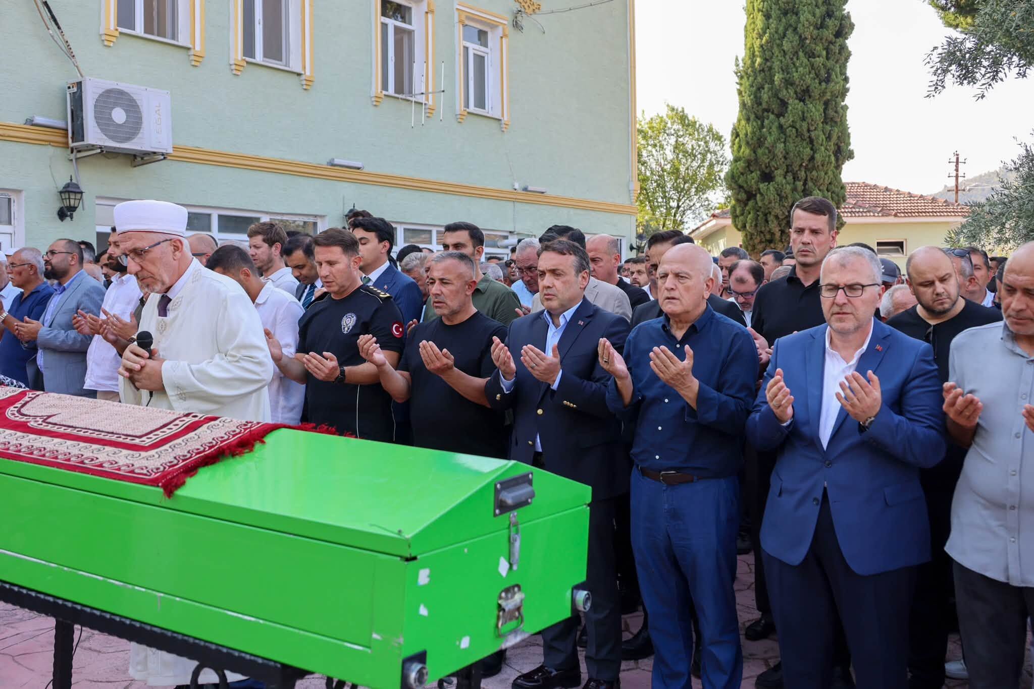 Hatice Kurtulmuş, Son Yolculuğuna Uğurlandı 18351