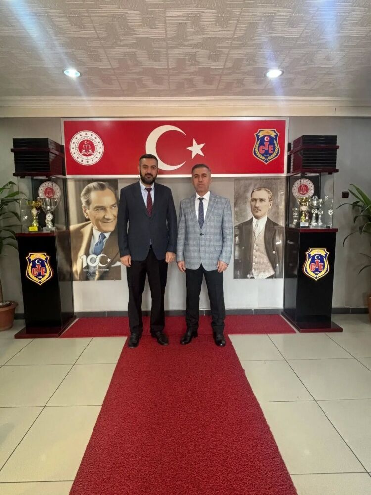 Müftü Arpacı’dan Cezaevi Müdürü Alan’a Hayırlı Olsun Ziyareti 18039