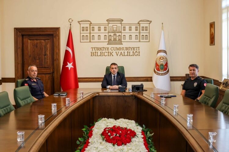 Vali Sözer, Milli Dayanışma Toplantısına Katıldı 17947
