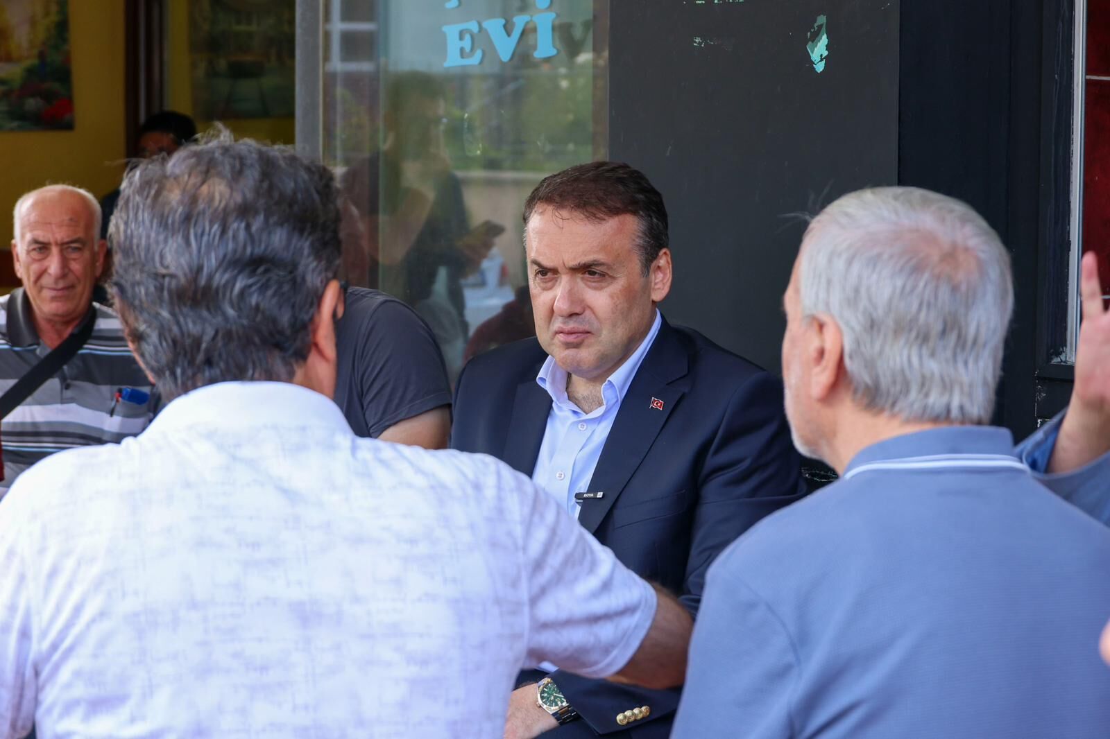 Vali Sözer’den Vatandaşlarla Sıcak Buluşma 18483
