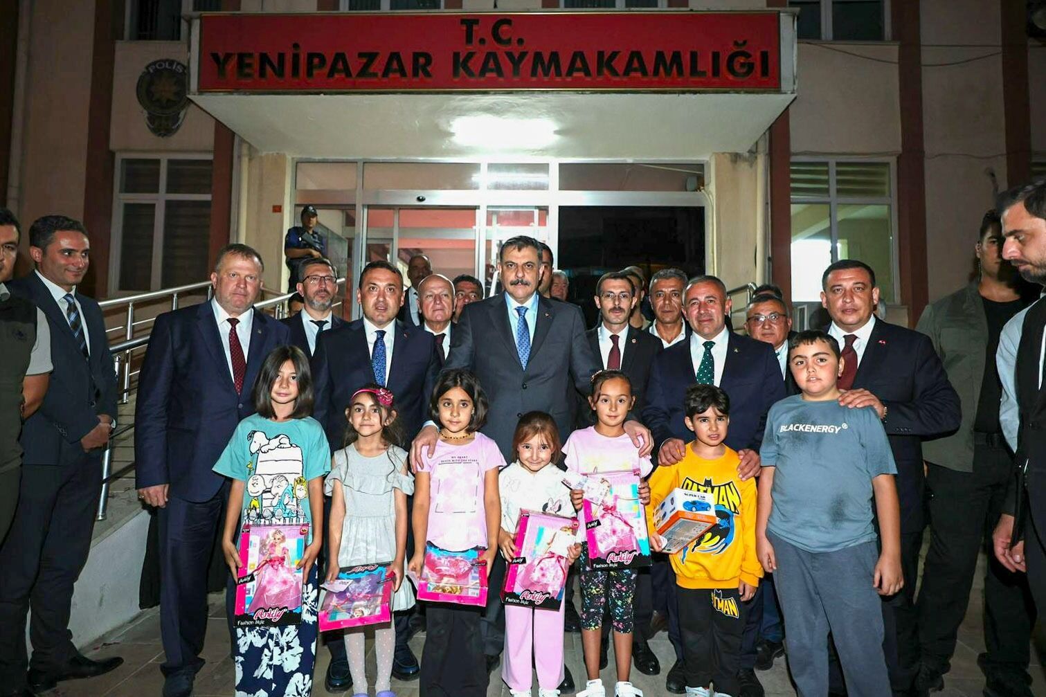 28 Yıl Sonra Yenipazar’a Bakan Olarak Döndü 18845