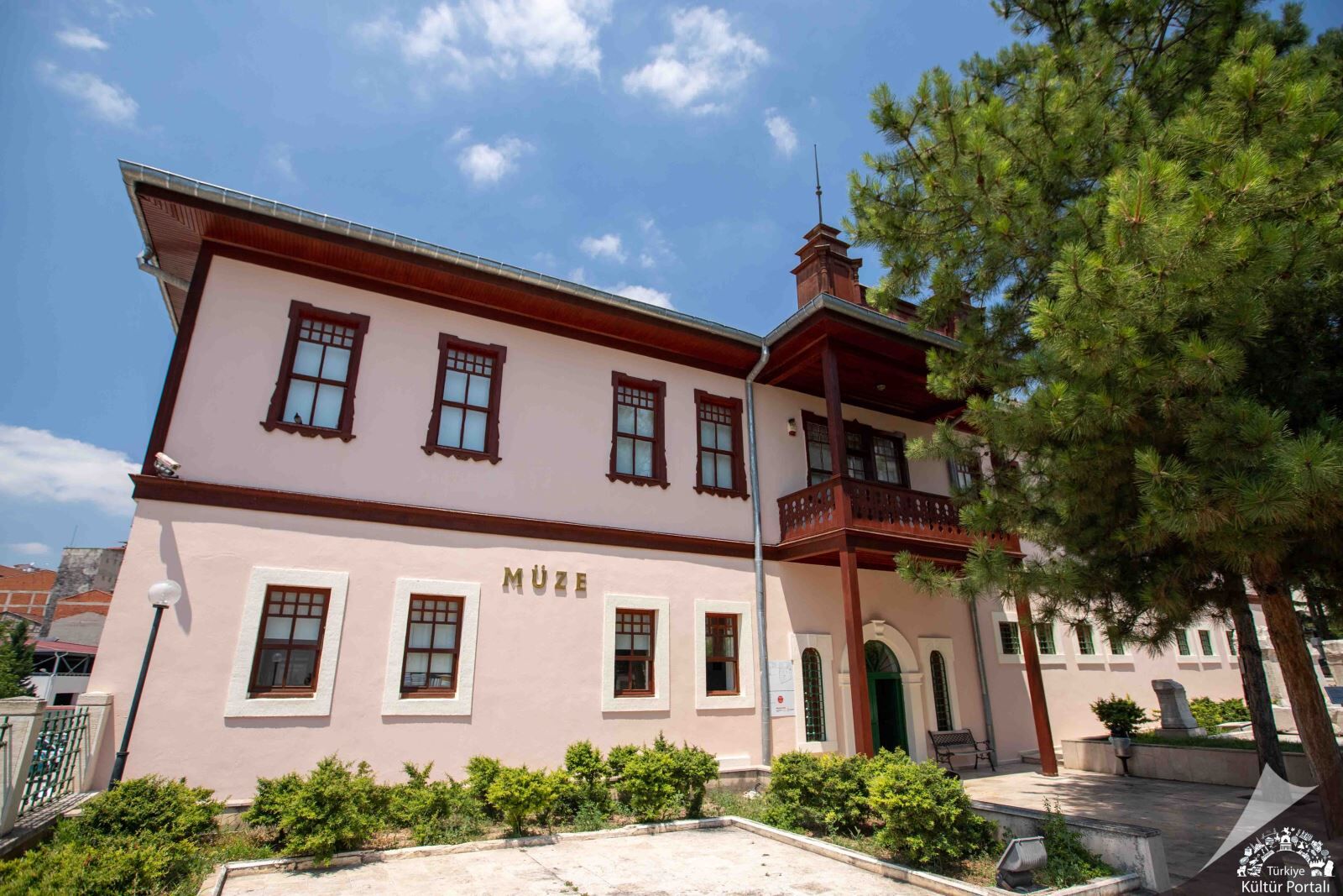 Bilecik Arkeoloji Müzesi Geçmişi Günümüze Taşıyor 19141