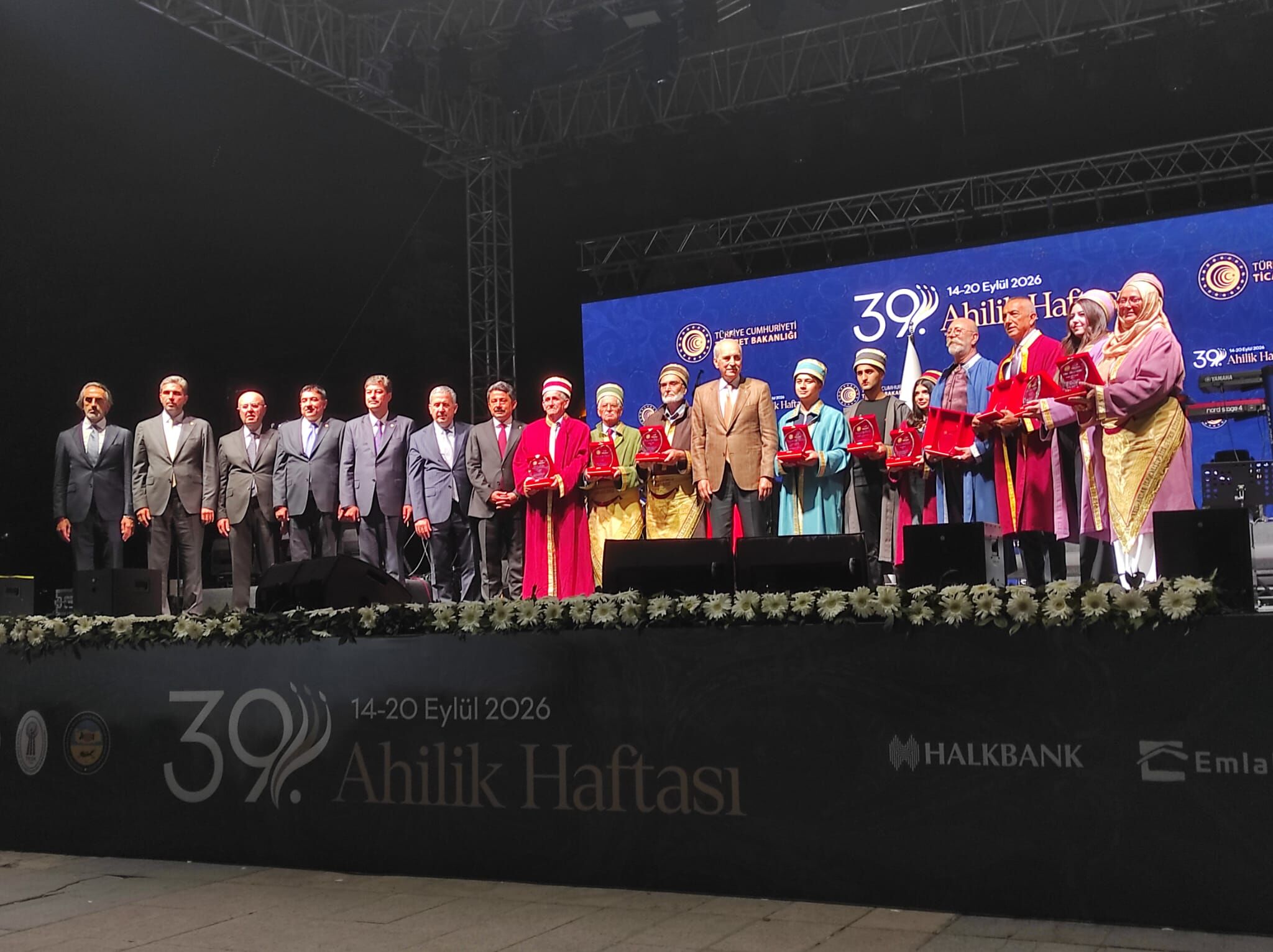 Bilecik’in Yılın Ahisi Osman Menteş’e Ahilik Özel Ödülü 19513