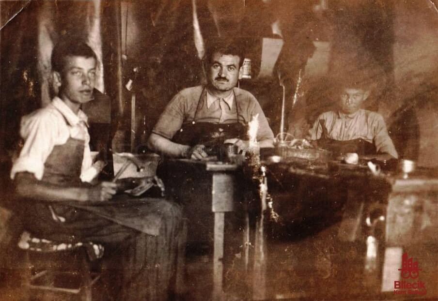 Bir Ustanın Çırağı, Bir Şehrin Hafızası Saraç Sokak’tan Geçen Zanaat 19445