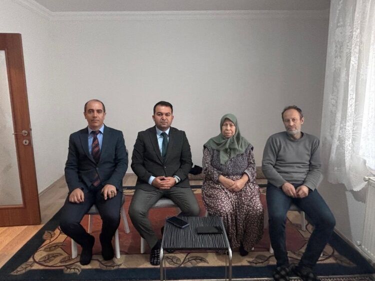 Gölpazarı’nda Yangından Etkilenen Aileye Sosyal Hizmet Desteği 19872