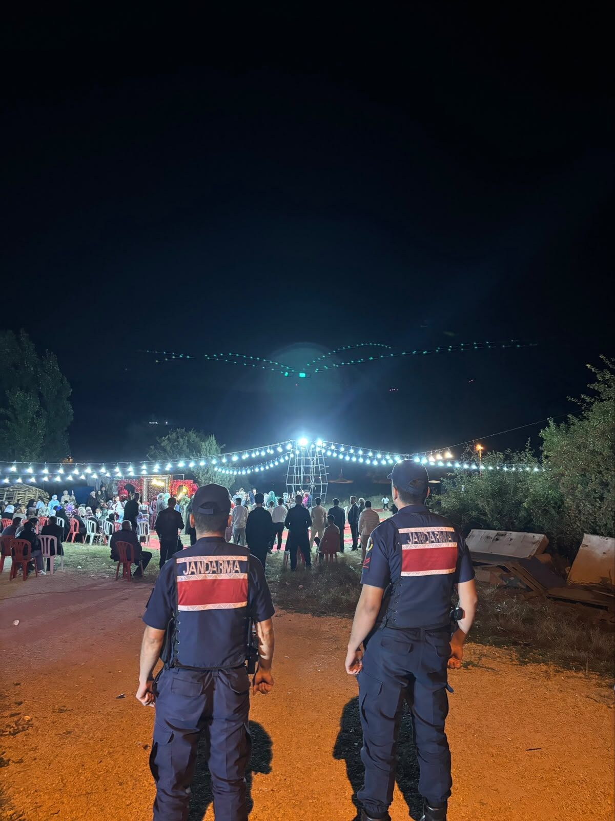 Jandarmadan Kına Gecelerinde Silah Uyarısı 19036