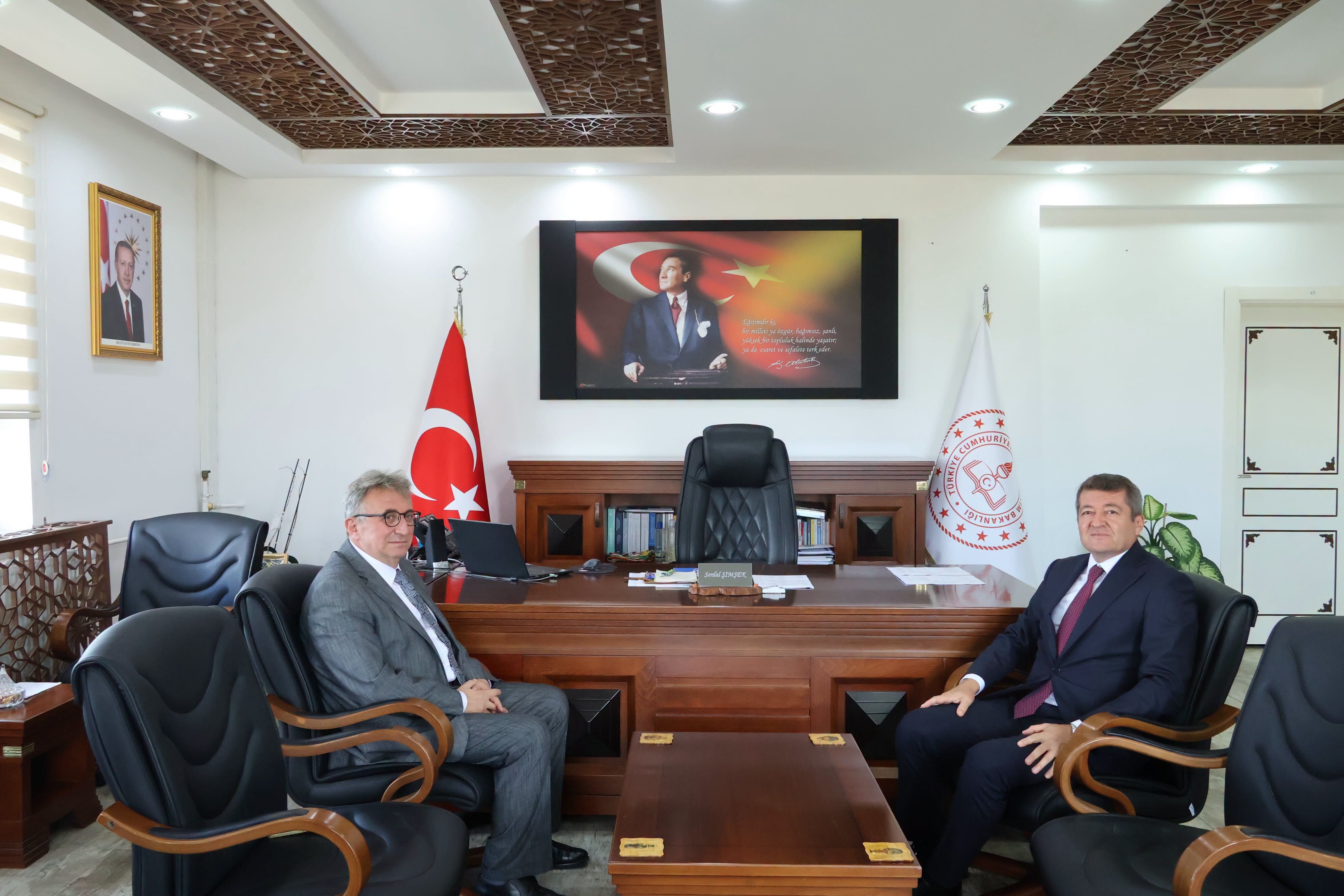 Kaymakam Helvacı’dan Müdür Şimşek’e Ziyaret 19265