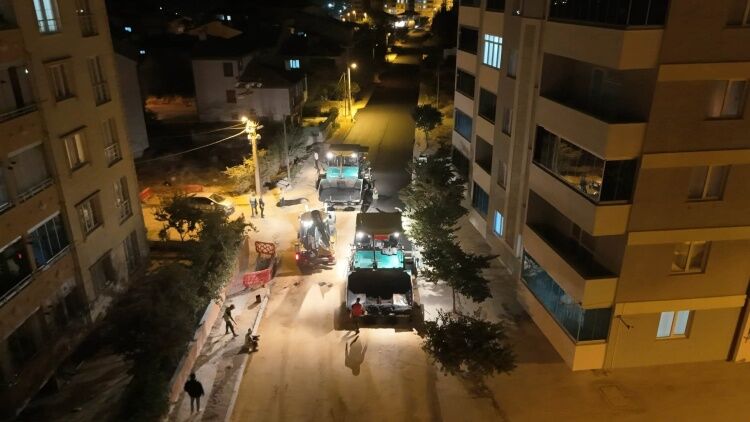 Söğüt’te Akçakoca Caddesi’ne Sıcak Asfalt 19024