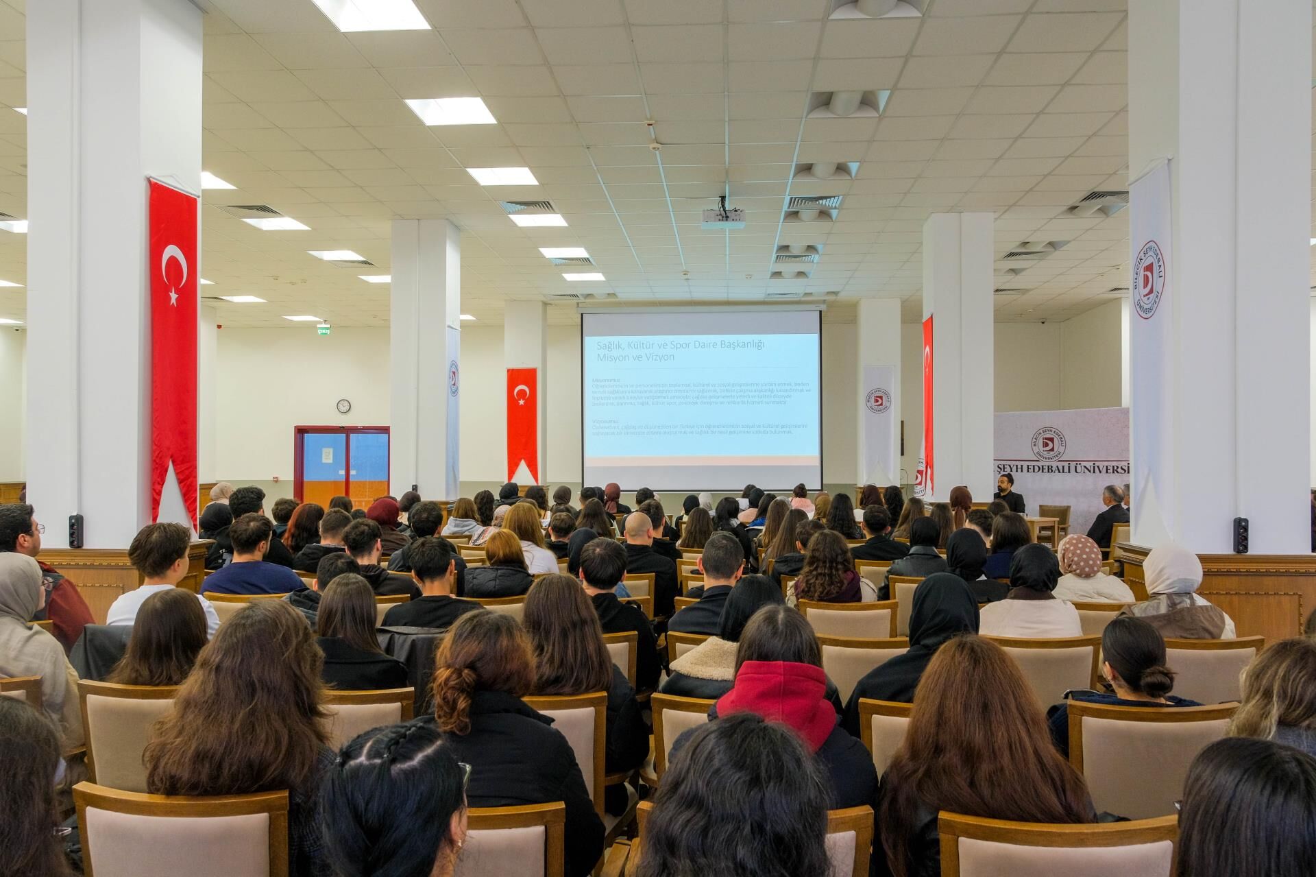 Üniversitede Ilk Adım Oryantasyon Programı Başladı 19808