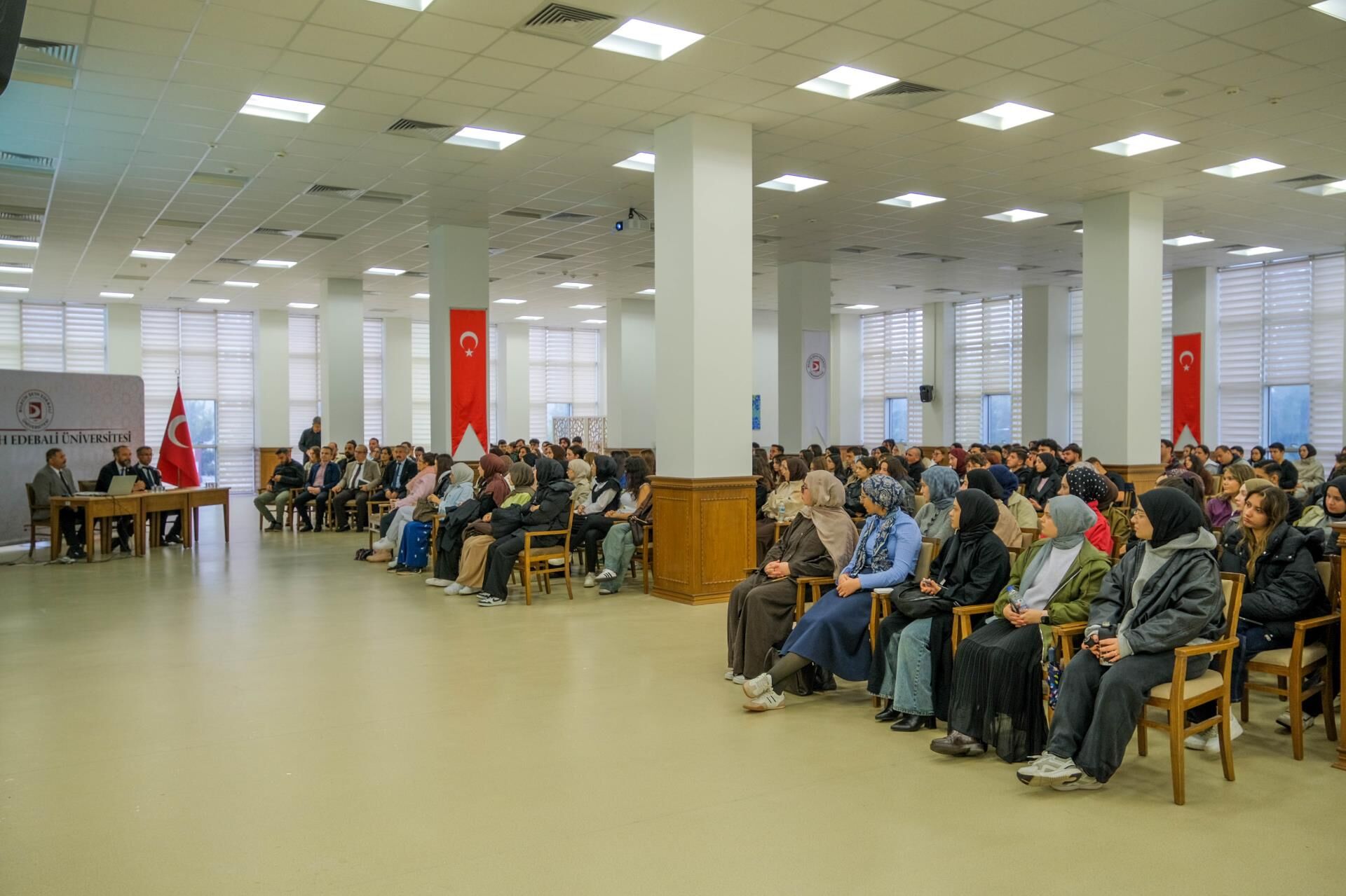 Üniversitede Ilk Adım Oryantasyon Programı Başladı 19809