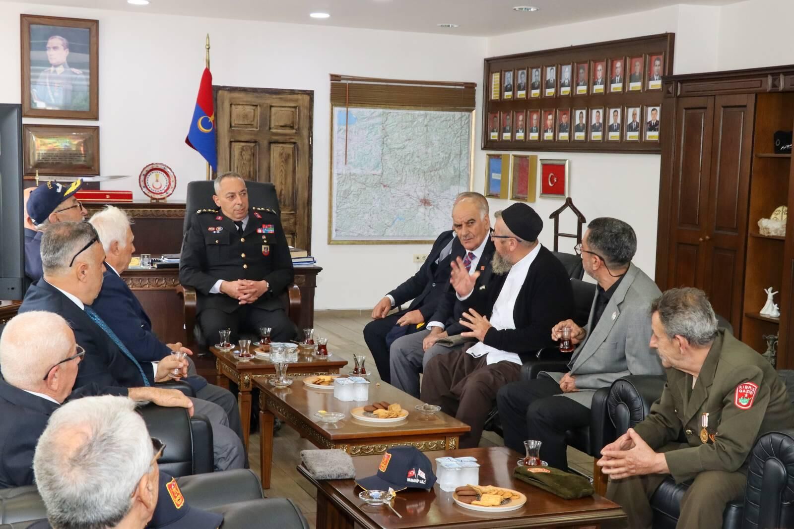Vatanın Emanetçileri Jandarma’da Ağırlandı 19395