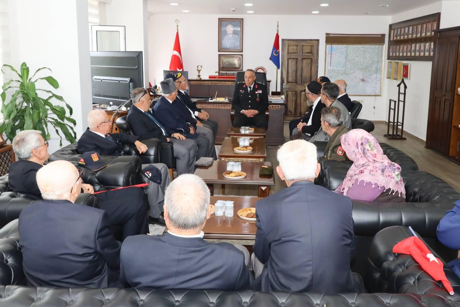 Vatanın Emanetçileri Jandarma’da Ağırlandı 19396