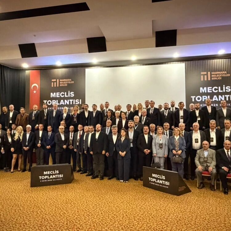 Başkan Dilsiz, Marmara Belediyeler Birliği Toplantısına Katıldı 20022