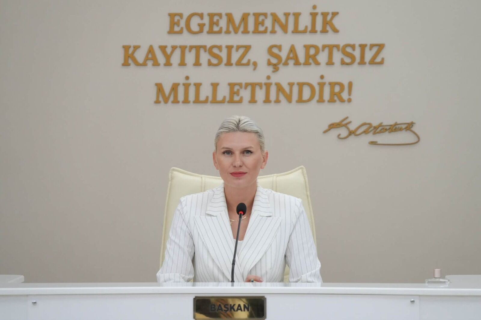 Belediyeye 19 Milyon Liralık Iç Borçlanma Yetkisi 20095