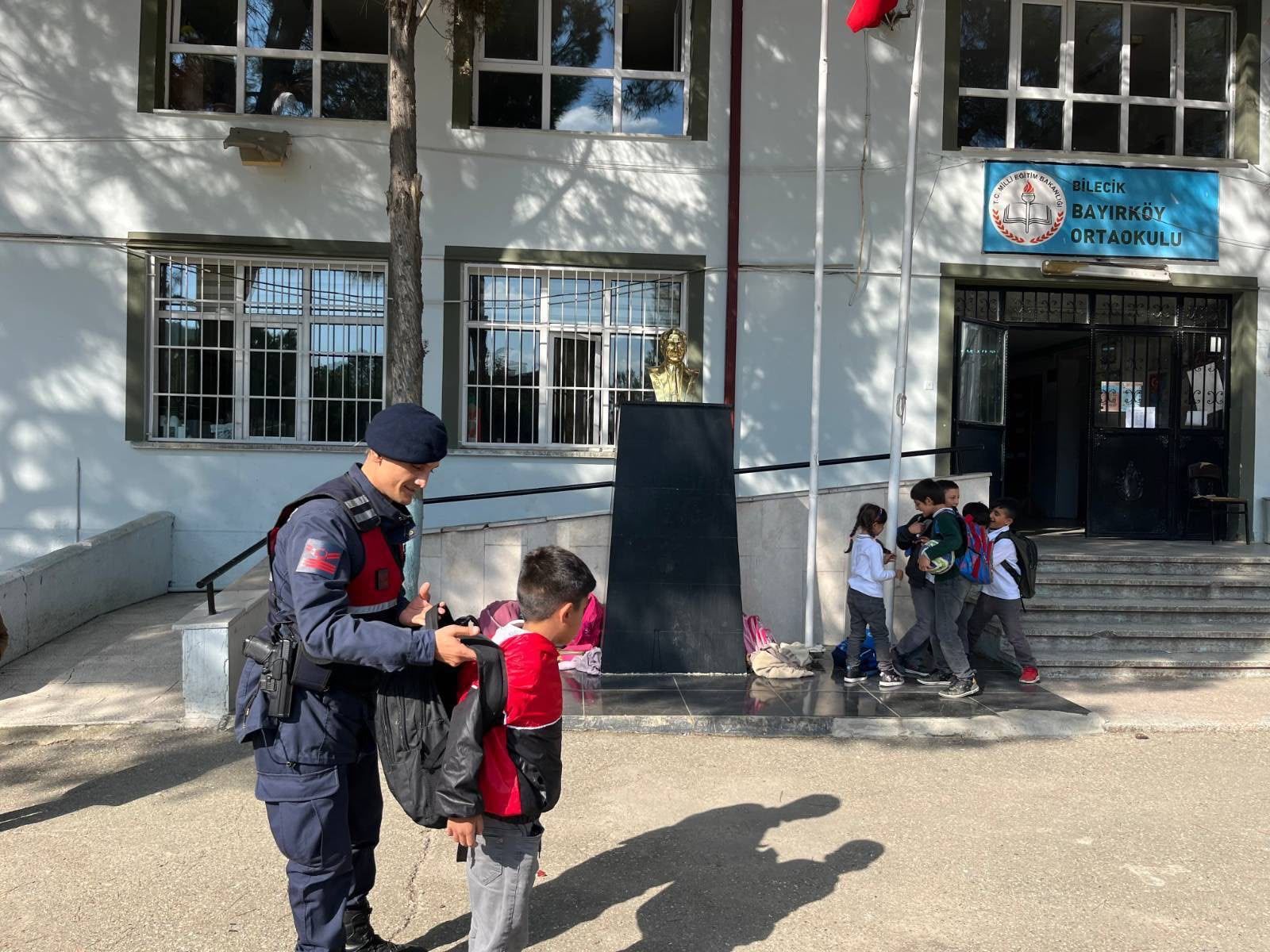 Bilecik’te 20 Okul Çevresinde Güvenlik Denetimi 20638