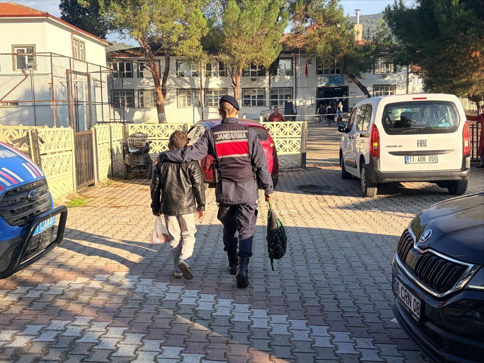 Bilecik’te 20 Okul Çevresinde Güvenlik Denetimi 20639