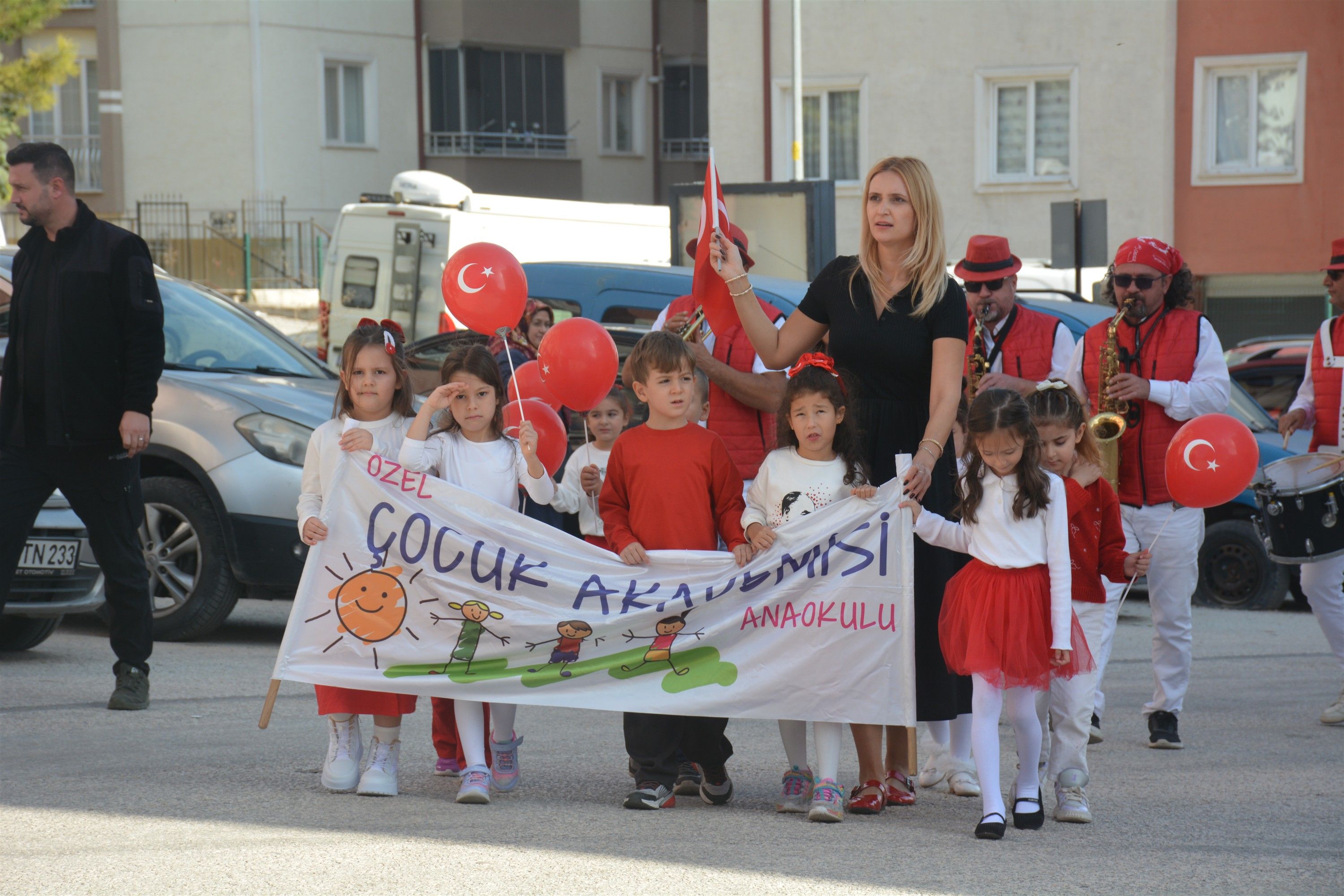 Bilecik’te Minik Yüreklerden Cumhuriyet Coşkusu 20740-1
