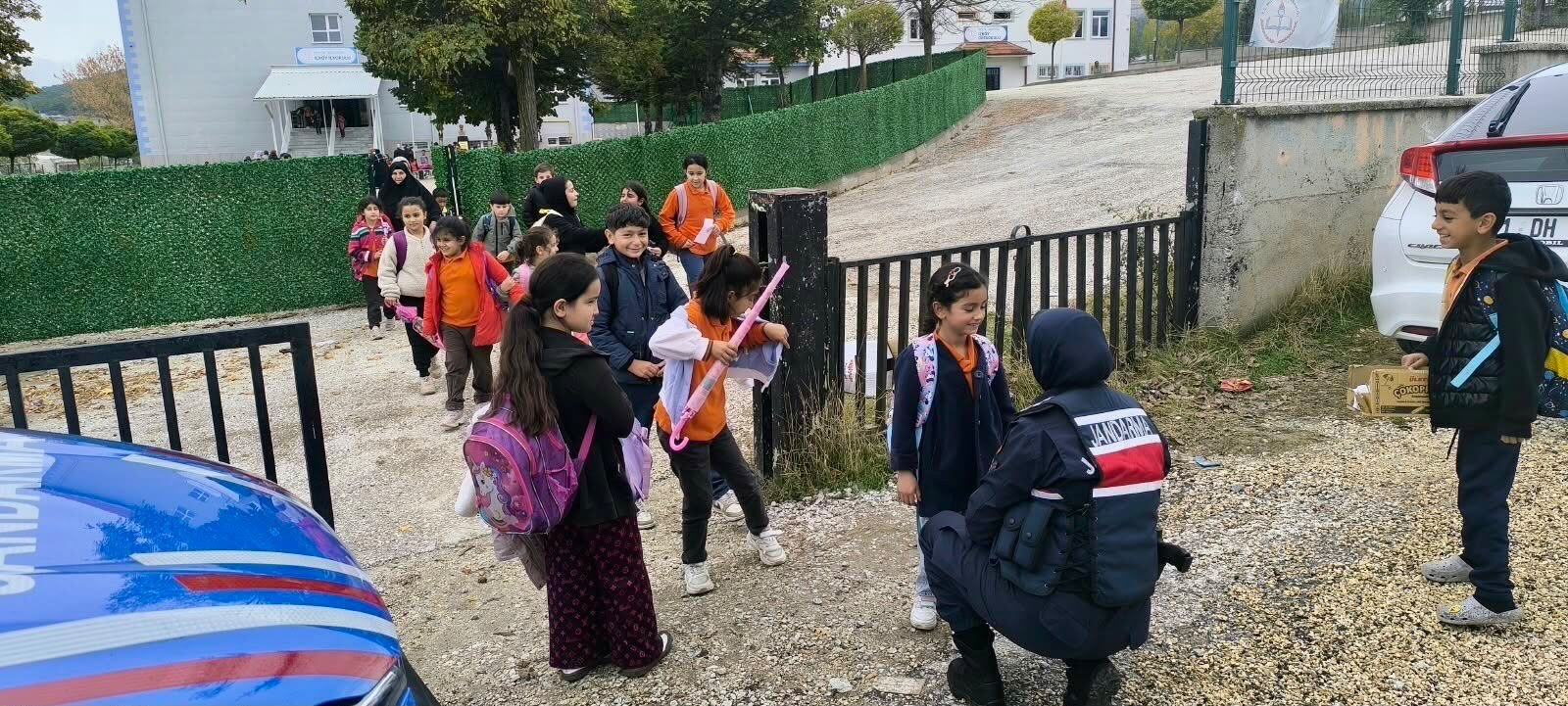 Bilecik’te Okul Çevrelerinde Sıkı Denetim 20404