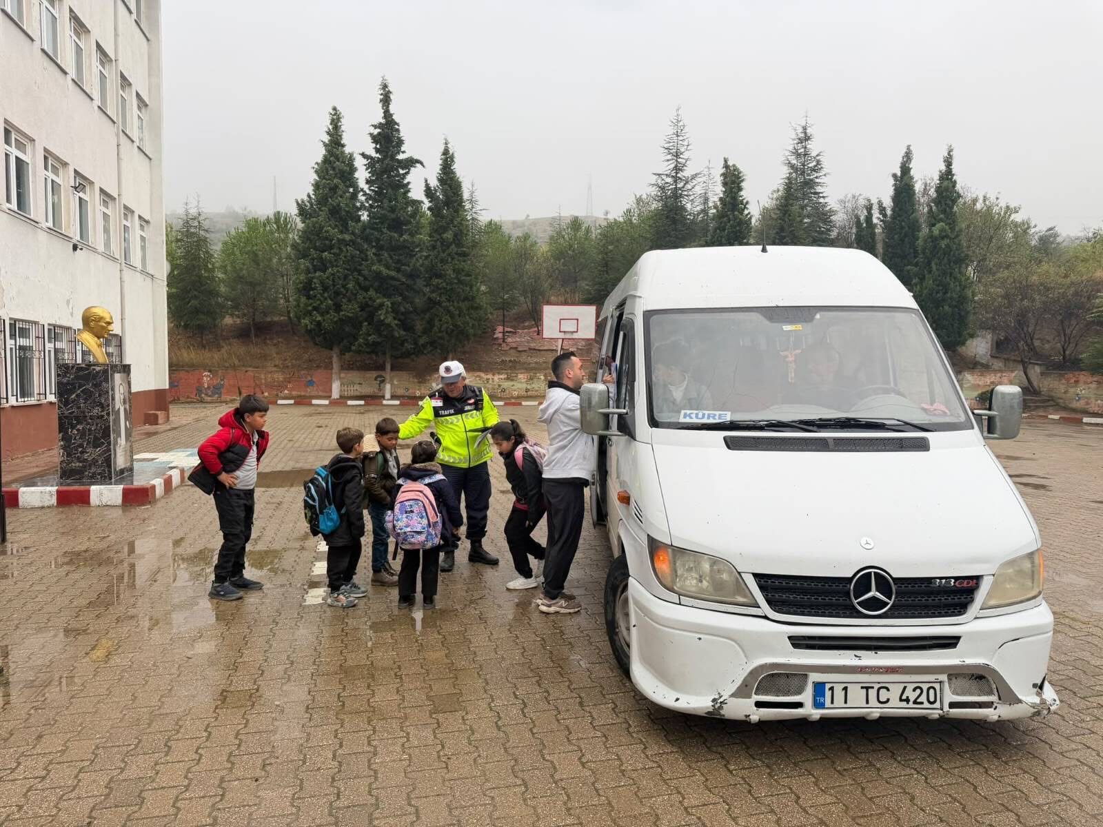 Bilecik’te Okul Çevrelerinde Sıkı Denetim 20406