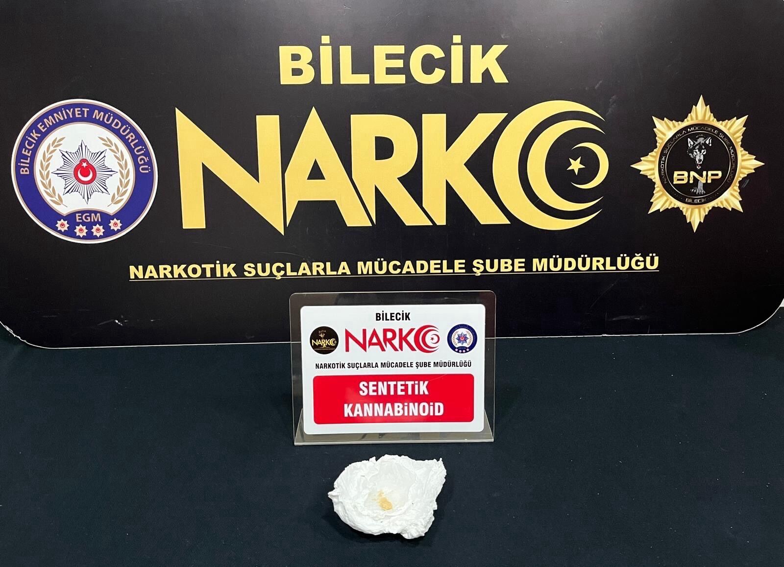 Bilecikte Şüpheli Araçta Bonzai Ele Geçirildi 19941