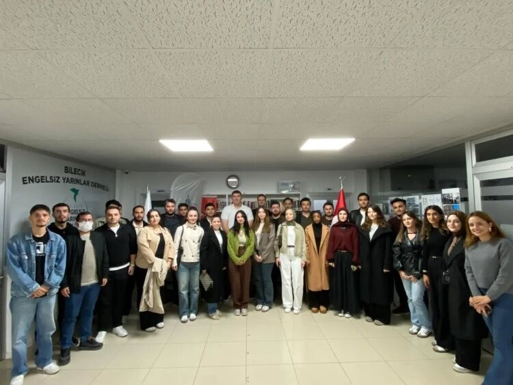Bşeü Kulüp Başkanları Komisyonu Ilk Toplantısını Gerçekleştirdi 20030