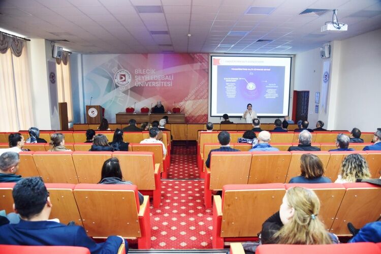 Bşeü’de Kalite Güvencesi Süreçleri Için Eğitim Düzenlendi 19935