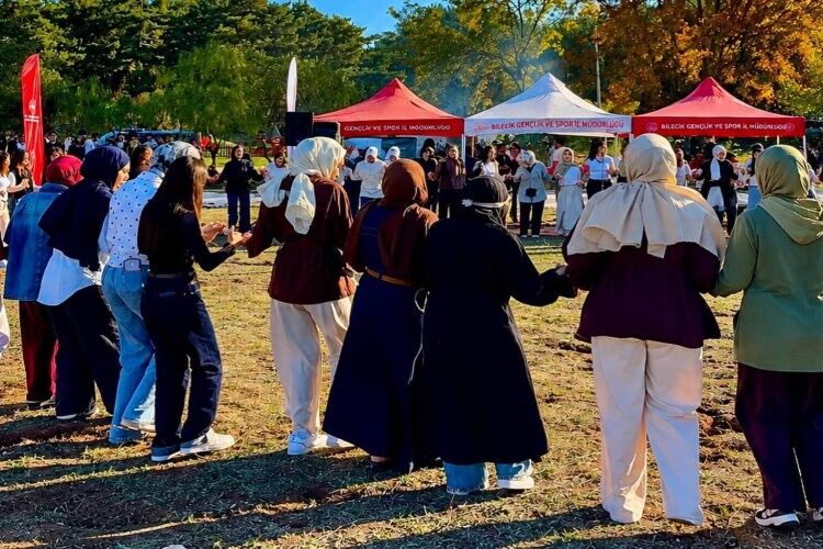 Gsb Öğrencileri Bilecik’i Keşfetti, Gölpark’ta Buluştu 20249