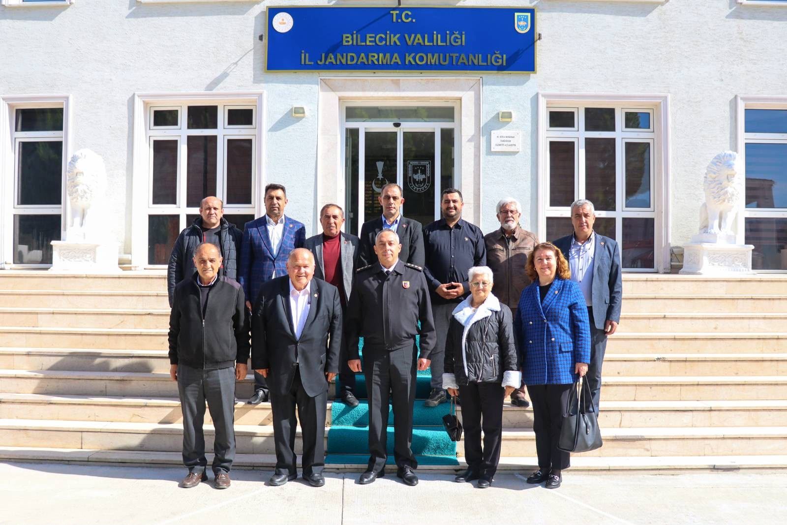 Jandarmadan Muhtarlara Özel Kutlama 20636