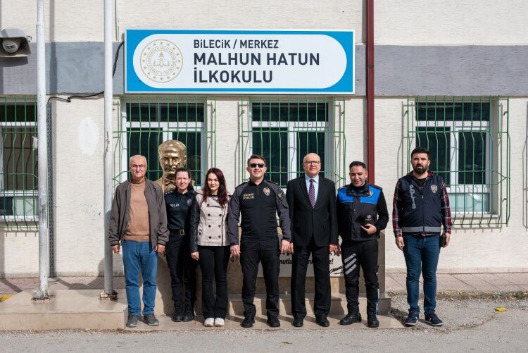 Müdür Çağlar, Çocuklarla Aynı Sırada 20167