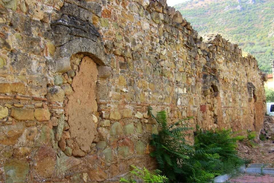 Münür Şahin “Lefke Rüstem Paşa Kervansarayı İçin Başlatılan Çalışmaların Sürdürülmesi Gerekiyor” 19985