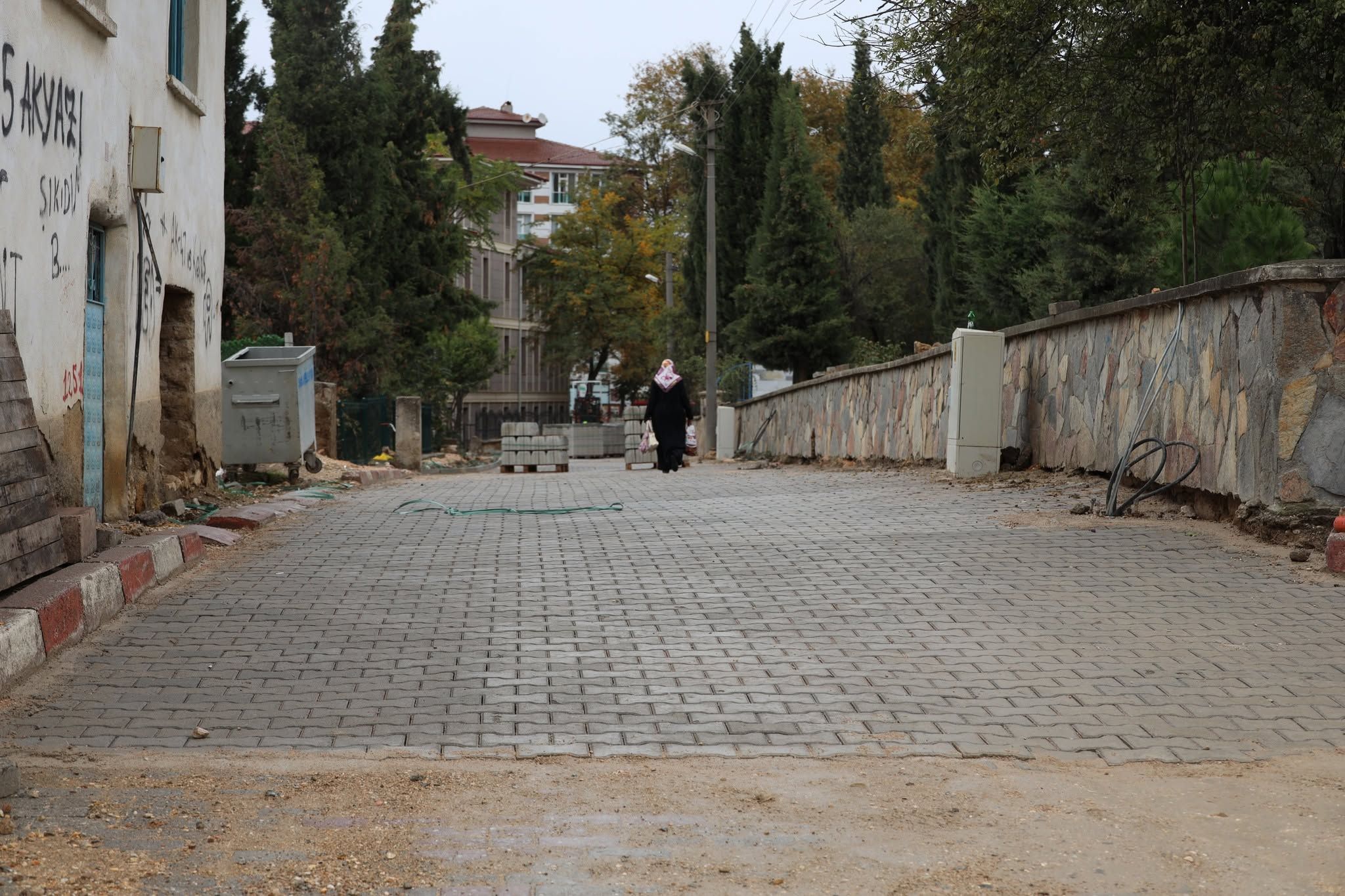 Söğüt’te Iki Noktada Parke Taşı Çalışması Başladı 20435