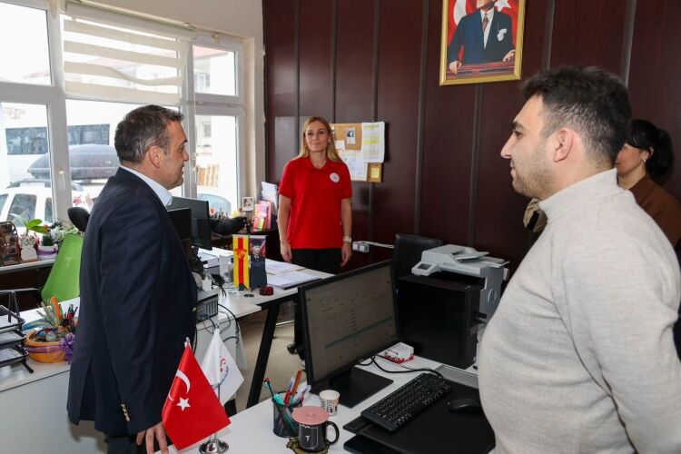 Vali Sözerden Gençlik Ve Spor Müdürlüğüne İnceleme 20001