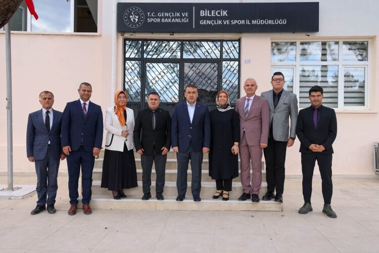 Vali Sözerden Gençlik Ve Spor Müdürlüğüne İnceleme 20002